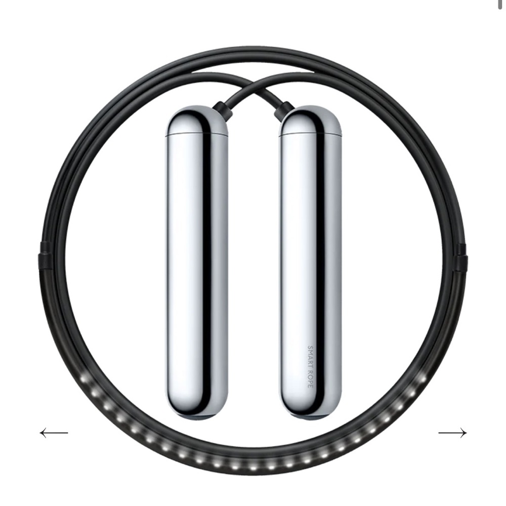 SmartRope is an LED-embedded jump rope - Small